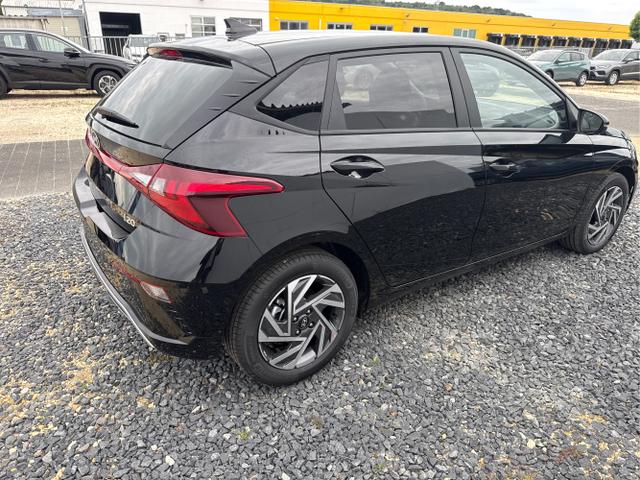 Hyundai / i20 / Grau / / / 