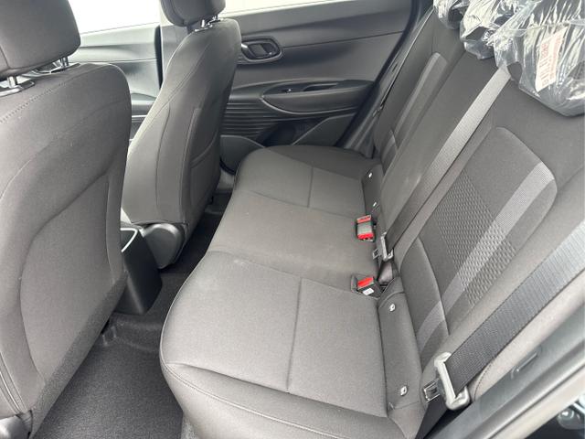 Hyundai / i20 / Grau / / / 