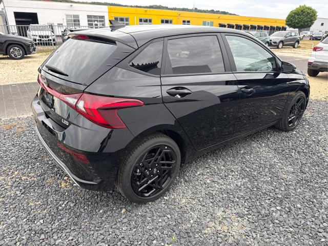 Hyundai / i20 / Grau / / / 