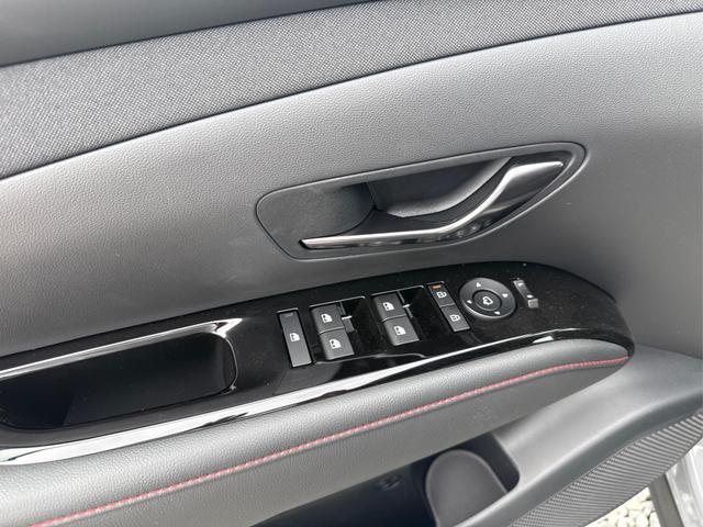 Hyundai TUCSON Premium DCT N-LINE PANO E-SHIFT NAVI ACC 