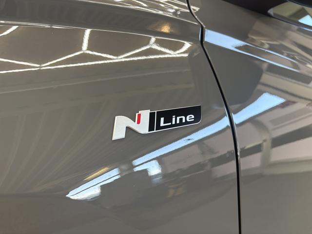 Hyundai TUCSON PREMIUM DCT N-LINE PANO E-SHIFT NAVI ACC 