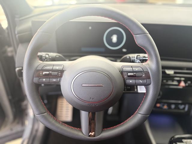 Hyundai TUCSON PREMIUM DCT N-LINE PANO E-SHIFT NAVI ACC 