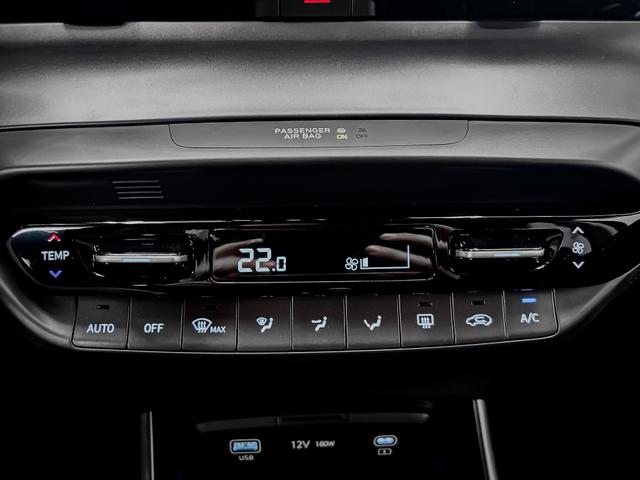 Hyundai i20 STYLE NAVI WP RFK PDC KLIMAAUTOMATIK ALU 
