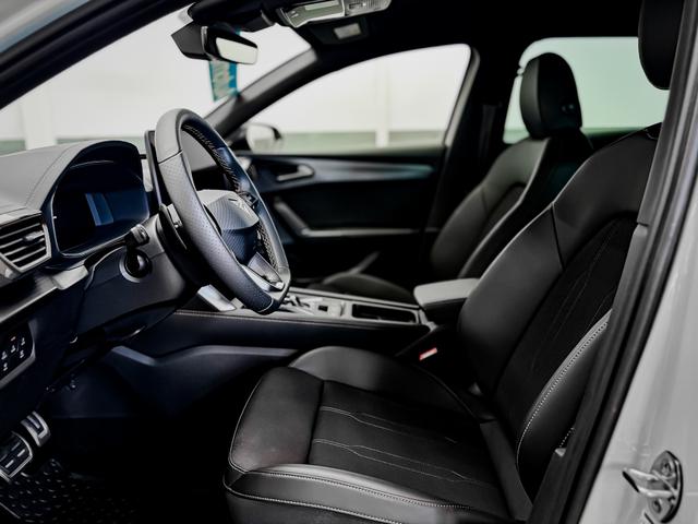 Cupra Leon Sportstourer 1.5 eTSI DSG AHK KEYLESS RFK ACC PDC SHZ 