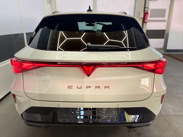 Cupra Leon Sportstourer 1.5 eTSI DSG AHK KEYLESS RFK ACC PDC SHZ 