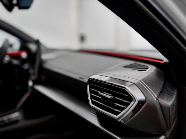 Cupra Leon Sportstourer 1.5 eTSI DSG AHK KEYLESS RFK ACC PDC SHZ 