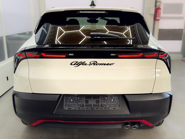 Alfa Romeo Junior SPECIALE IBRIDA MATRIX ACC KEYLESS NAVI 