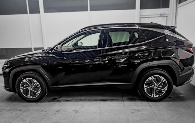 Hyundai TUCSON STYLE DCT NAVI WP RFK PDC 