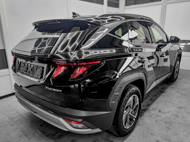 Hyundai TUCSON STYLE DCT NAVI WP RFK PDC 