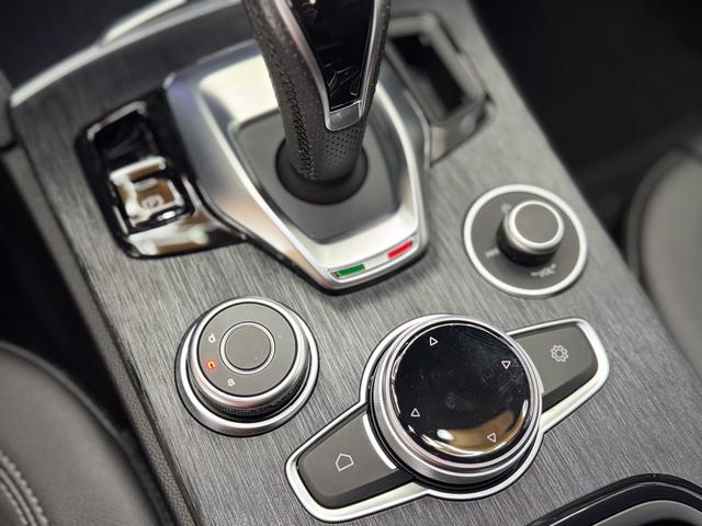 Alfa Romeo Stelvio SPRINT 2.2 Multijet AUT AWD NAVI ACC KEYLESS RFK 