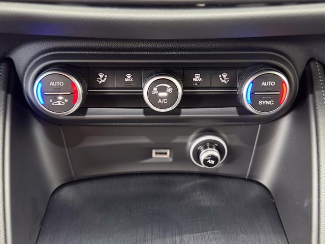 Alfa Romeo Stelvio SPRINT 2.2 Multijet AUT AWD NAVI ACC KEYLESS RFK 