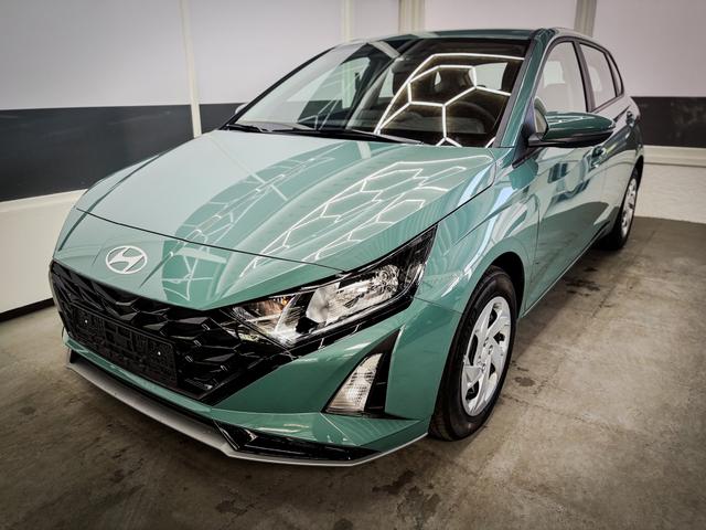 Hyundai i20 - LIFE DCT NAVI WP RFK PDC