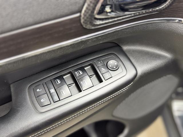 Jeep Grand Cherokee LIMITED 4X4 AUT NAVI SHZ RFK ALPINE KEYLESS 