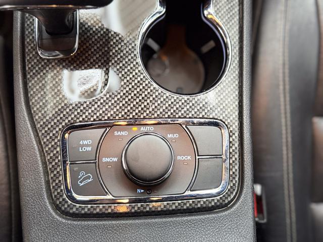 Jeep Grand Cherokee LIMITED 4X4 AUT NAVI SHZ RFK ALPINE KEYLESS 