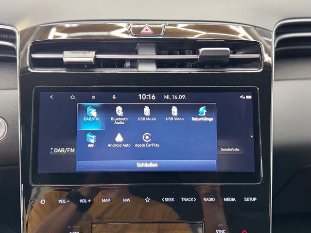 Hyundai TUCSON TREND 2WD HEV AUT NAVI RFK PDC SHZ 