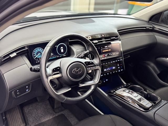 Hyundai TUCSON TREND 2WD HEV AUT NAVI RFK PDC SHZ 