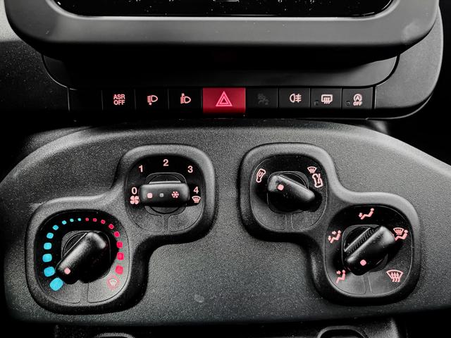 Fiat Panda Pandina KLIMA PDC EL.PAKET 5 Kopfst&uuml;tzen 