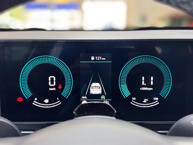 Hyundai KONA STYLE PLUS NAVI KLIMAAUTOMATIK PDC v+h 