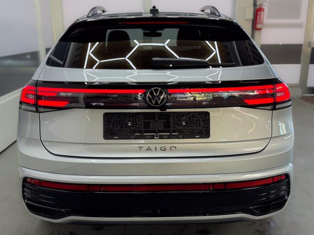 Volkswagen Taigo R-LINE SHZ BLACK PACK MATRIX ACC 