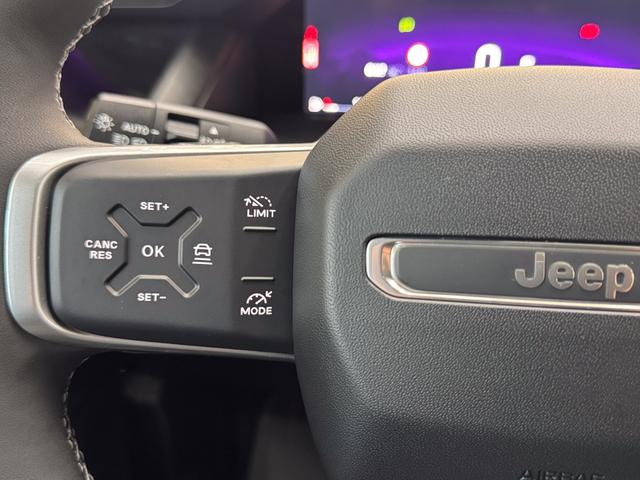 Jeep Compass ALTITUDE DCT PANO 360 KAMERA SHZ HUD FOCAL BSD EL.HECKKLAPPE ACC 