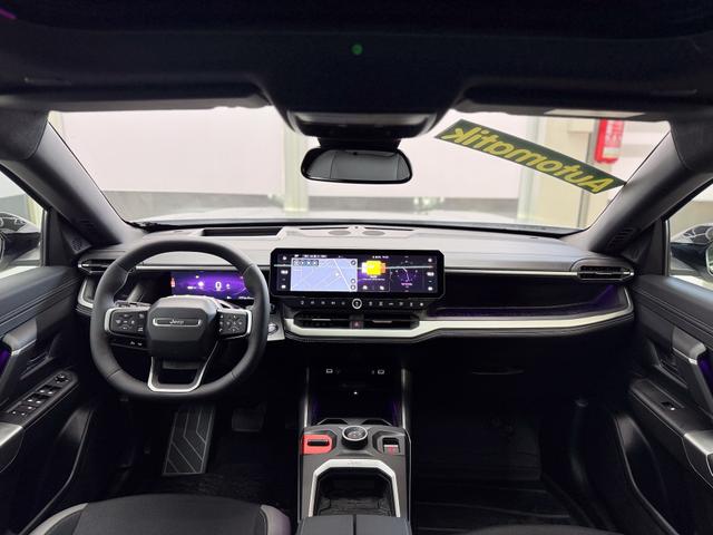 Jeep Compass ALTITUDE DCT PANO 360 KAMERA SHZ HUD FOCAL BSD EL.HECKKLAPPE ACC 