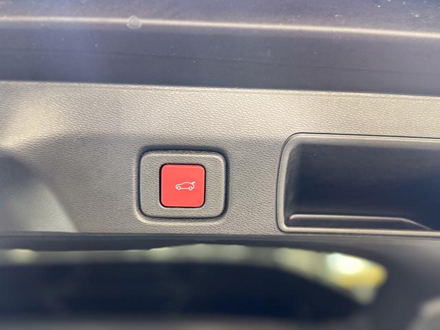 Jeep Compass ALTITUDE DCT PANO 360 KAMERA SHZ HUD FOCAL BSD EL.HECKKLAPPE ACC 
