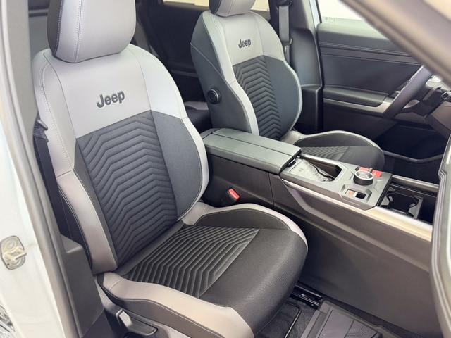 Jeep Compass ALTITUDE DCT PANO 360 KAMERA SHZ HUD FOCAL BSD EL.HECKKLAPPE ACC 