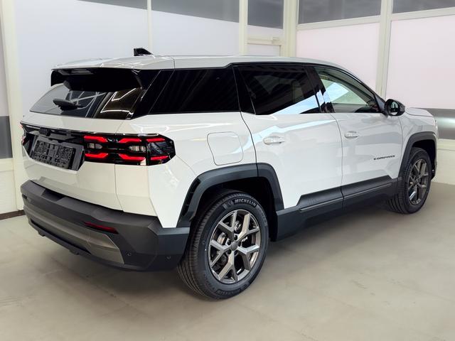 Jeep Compass ALTITUDE DCT PANO 360 KAMERA SHZ HUD FOCAL BSD EL.HECKKLAPPE ACC 