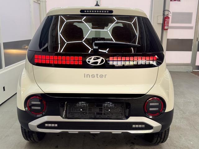 Hyundai Inster STYLE 49kWh SHZ NAVI Licht/Regensensor RFK PDC v+h 