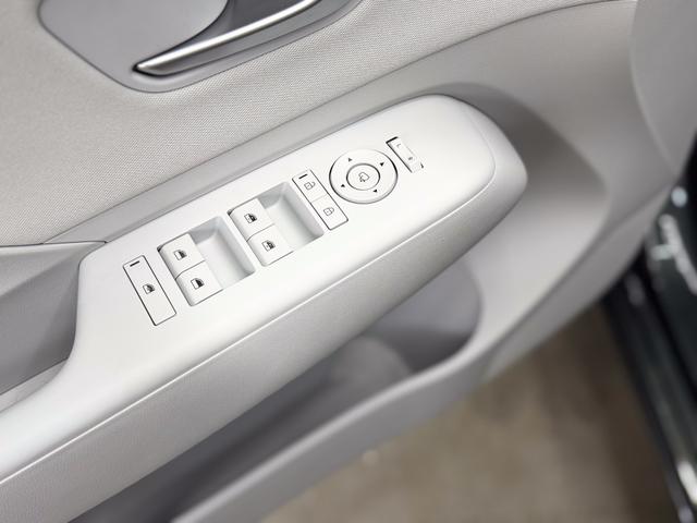 Hyundai KONA Elektro Premium 65kWh W&Auml;RMEPUMPE NAVI SHZ ACC 