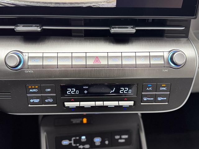 Hyundai KONA Elektro Premium 65kWh W&Auml;RMEPUMPE NAVI SHZ ACC 