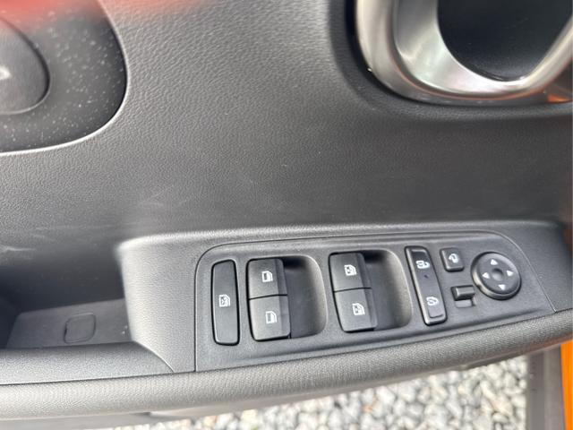 Hyundai / Inster / Grau /  /  / 