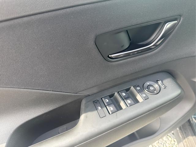 Hyundai / KONA / Grau / / / 