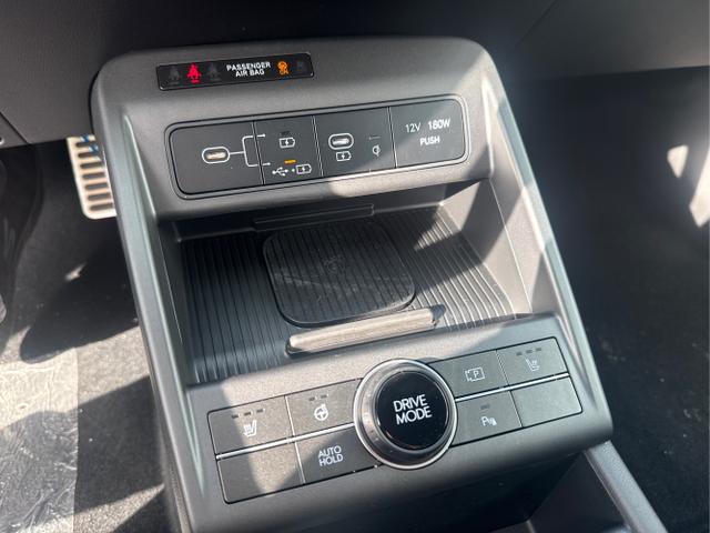 Hyundai / KONA / Grau / / / 