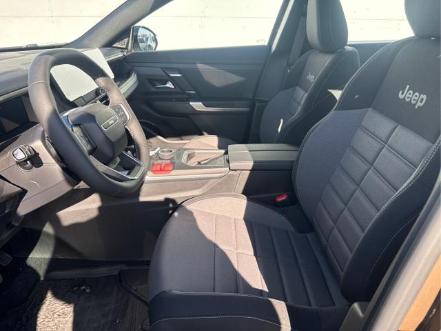 Jeep / Compass / Grau /  /  / 