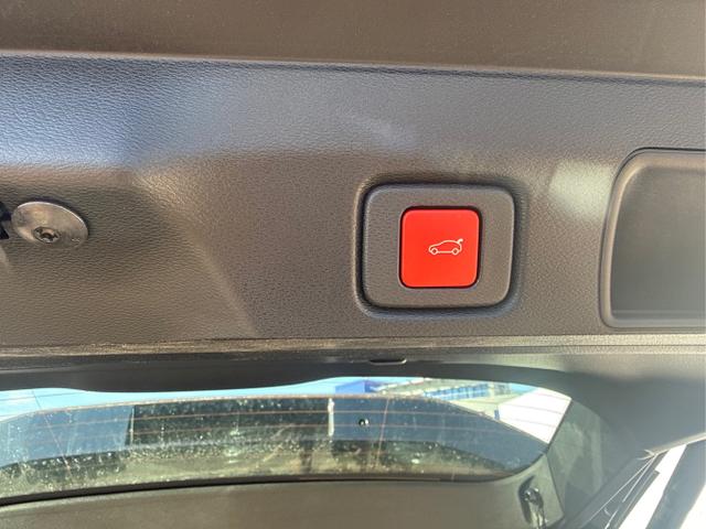 Jeep / Compass / Grau /  /  / 