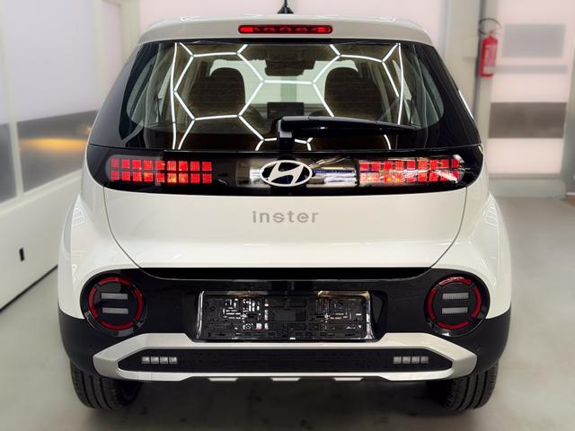 Hyundai Inster TREND ACC NAVI PDC RFK 