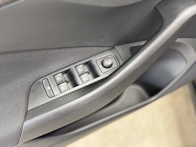 Skoda Kamiq Easy DSG AHK TEMPOMAT SHZ ALU 