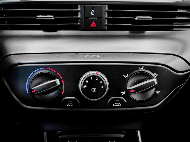 Hyundai i20 LIFE NAVI WP RFK PDC 