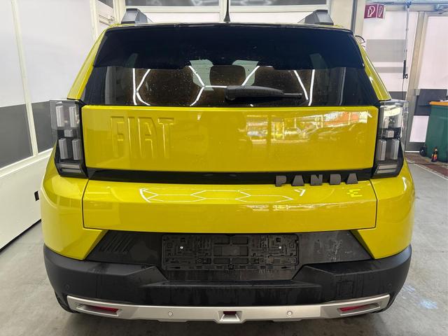 Fiat Grande Panda Elettra LA PRIMA 44 kWh NAVI PDC v+h RFK 