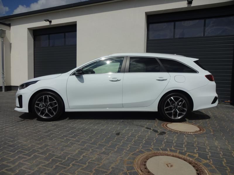 Kia Ceed Cee D Sportswagon Gt Line 1 5 T Gdi Dct7 118kw 21 Bei Eu Autohaus Schron