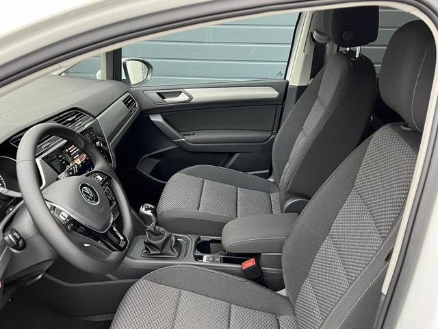 Volkswagen Touran Comfortline 1,5 TSI DSG 110KW Navigation 