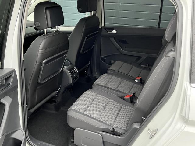 Volkswagen Touran People 2,0 TDI 90KW Navigation 