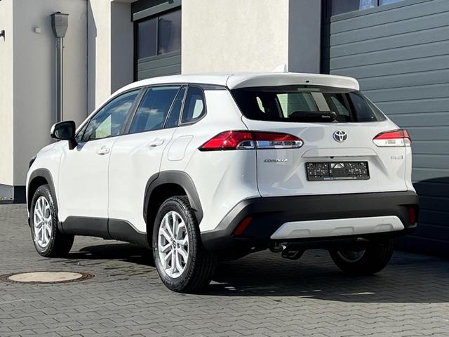 Toyota Corolla Cross Active 2,0 Hybrid AWD-i Winter Facelift 