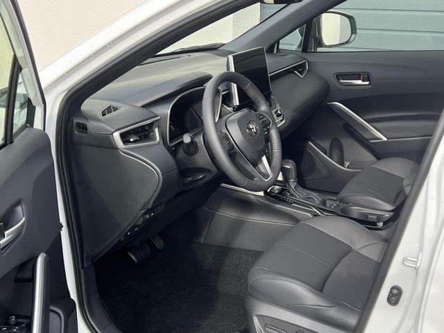 Toyota Corolla Cross Elegant 2,0 Hybrid AWD-i Facelift 