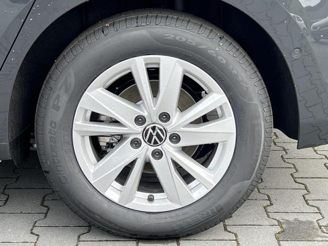 Volkswagen Touran R-Line 2,0 TDI 90KW Navigation 