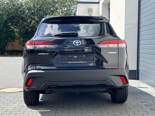 Toyota Corolla Cross Style Comfort 2,0 Hybrid FWD 145KW Team D 