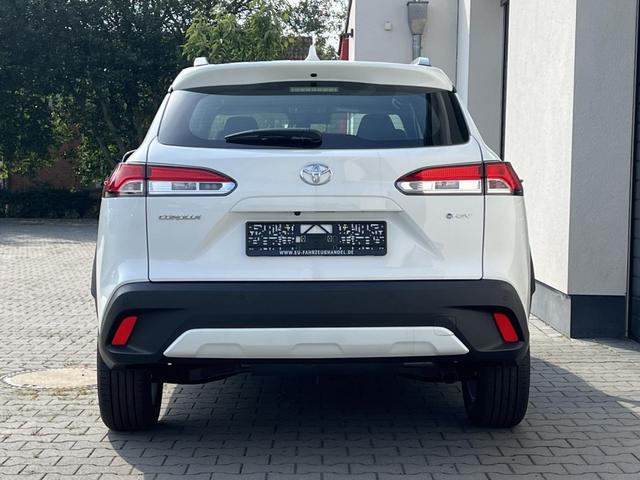 Toyota Corolla Cross Active Safety 1,8 Hybrid FWD Winter Facelift 