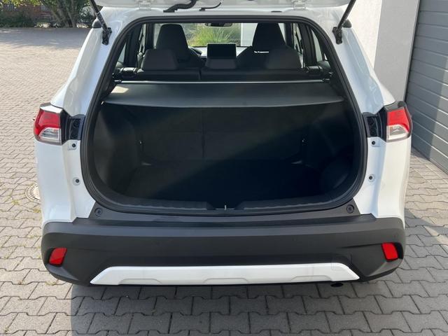Toyota Corolla Cross Active Safety 1,8 Hybrid FWD Winter Facelift 