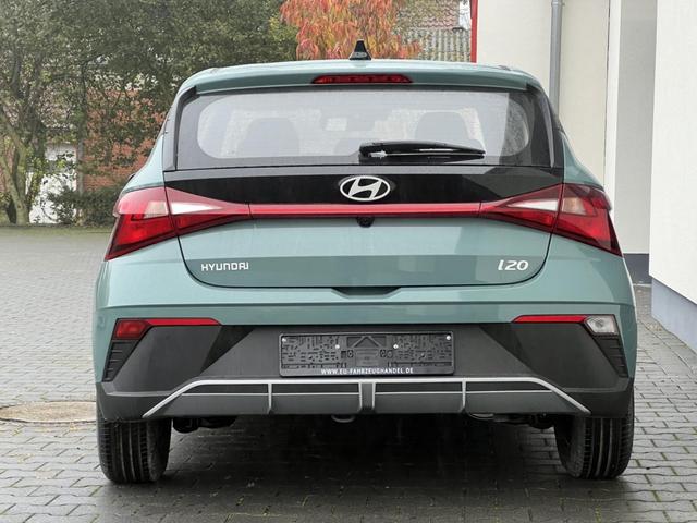 Hyundai i20 Start 1,2 58kW Navi Facelift 